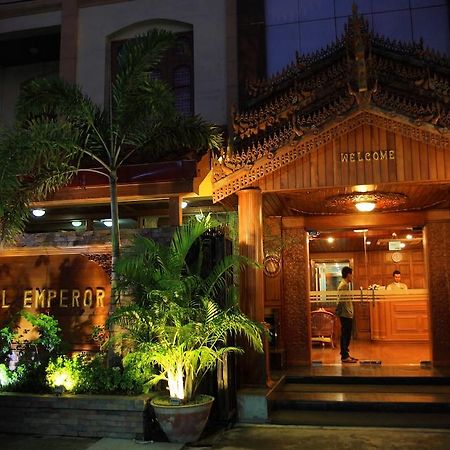 The Hotel Emperor Mandalay Exterior foto