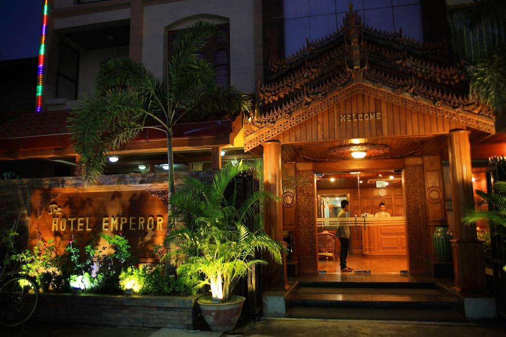 The Hotel Emperor Mandalay Exterior foto